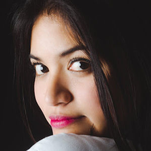 Meet your Posher, Sefora